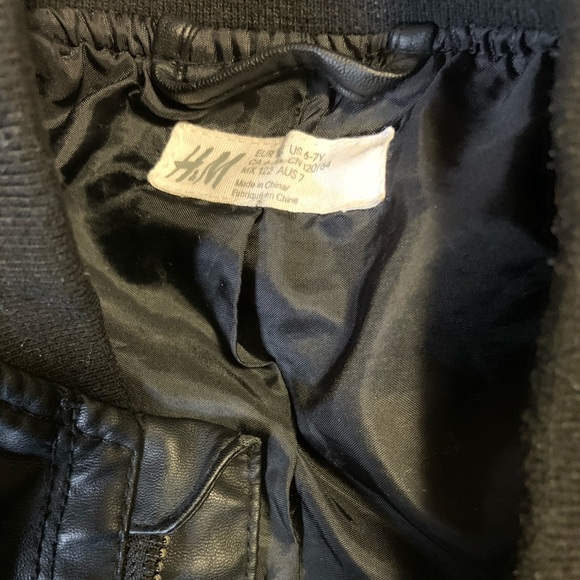 H&M kids black faux leather jacket size 6/7 - Picture 4 of 4